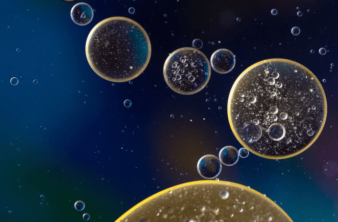 Floating oil bubbles